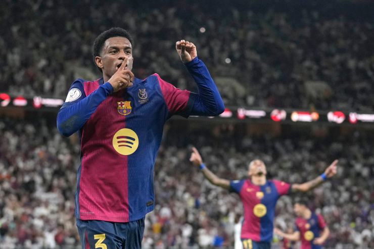 Balde esulta dopo il gol segnato contro il Real Madrid con la maglia del Barcellona