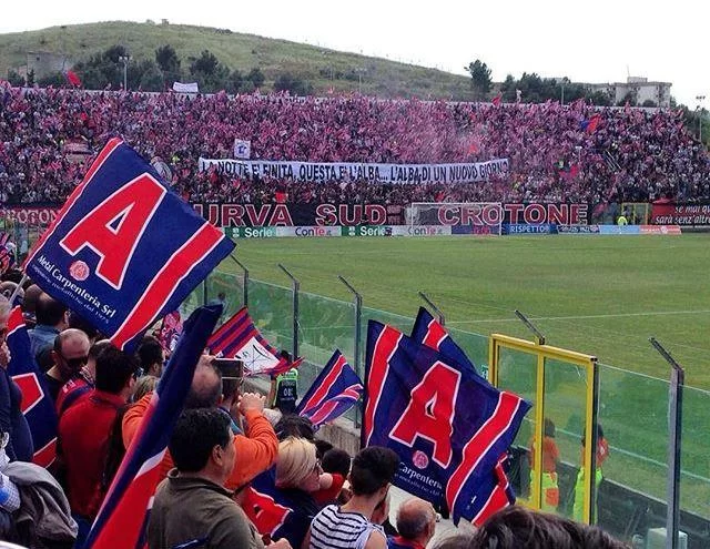 Favola Crotone: 3 motivi che spiegano il perché di questa magica realtà