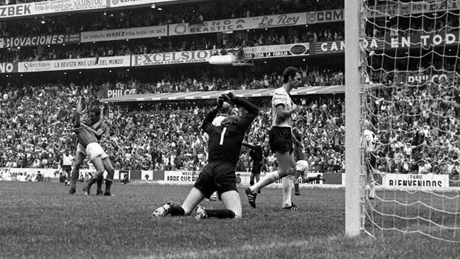17 giugno 1970, è la storia del calcio. È la partita del secolo