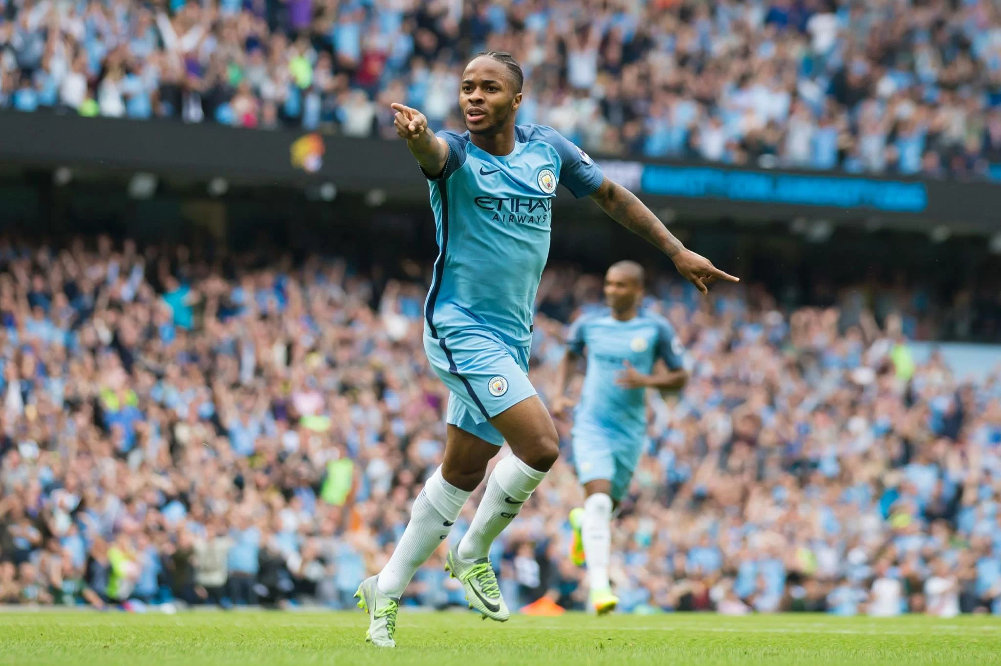 Sterling al Chelsea, tutto fatto: lascia Manchester dopo 7 anni