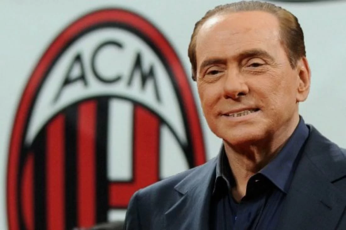 Silvio Berlusconi e il cane interista