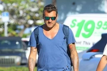 Vieri segna da centrocampo, il telecronista IMPAZZISCE!