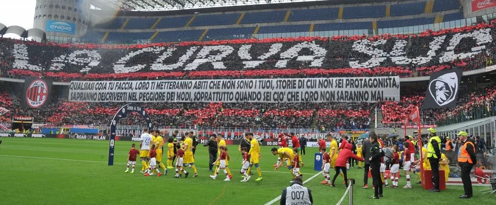 100 tifosi da tutta Italia si incontrano a San Siro per Milan-Frosinone, ecco cos’è successo