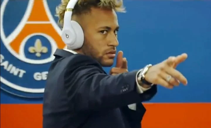 Da Parigi arriva la bomba: Neymar via da Parigi!