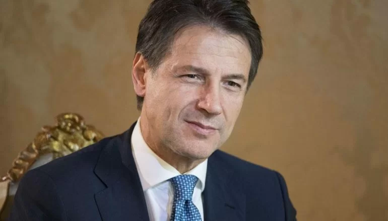 Giuseppe Conte in conferenza stampa: “Misure restrittive prorogate fino al 3 maggio: quanto fatto dall’Europa non basta!”