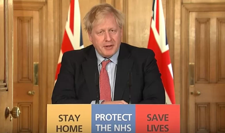 Boris Johnson positivo al Coronavirus: è in isolamento
