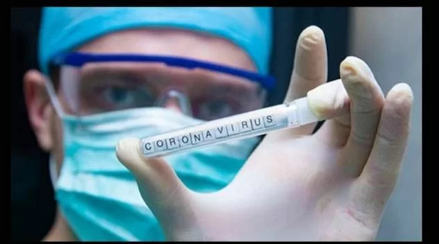 Coronavirus, da Oxford: “Test incoraggianti, a settembre potrebbe partire la produzione”