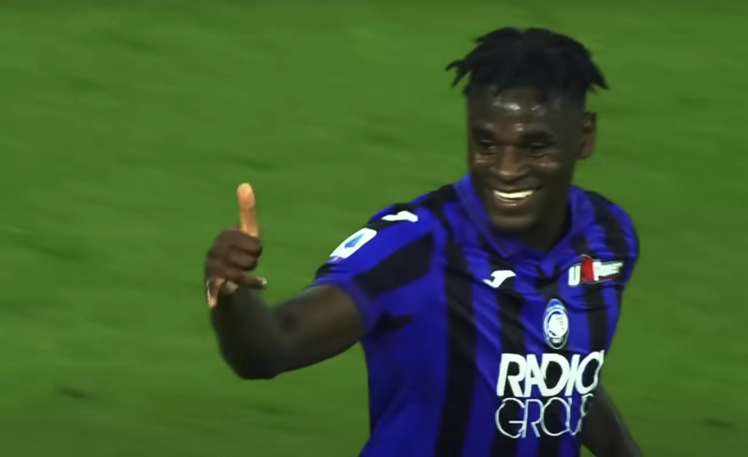 TMW – Atalanta, incertezza sulla permanenza di Duvan Zapata: spunta il sostituto dalla Premier League