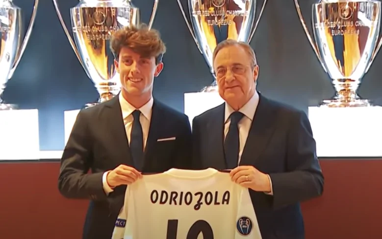 Sky – La Fiorentina sta trattando per Odriozola dal Real Madrid