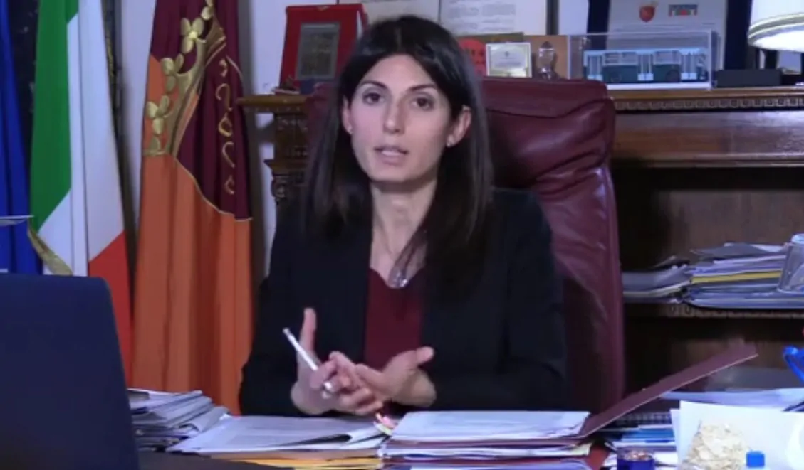 Virginia Raggi: “Euro 2020 a Roma è un segno di ripartenza. Questo è il calcio che ci piace, altro che Superlega”