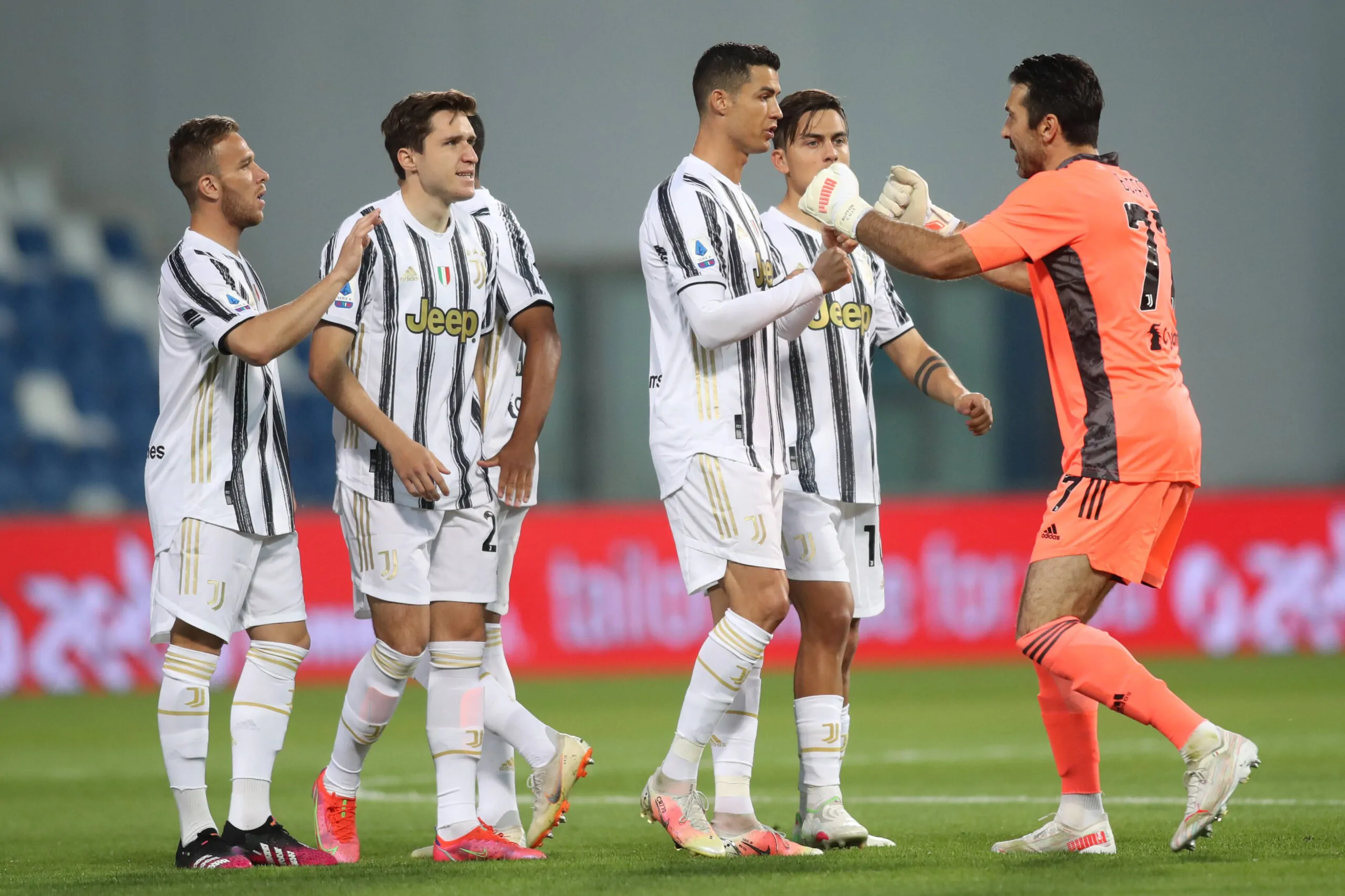 La rivelazione: “Ronaldo mi voleva alla Juve”, i dettagli