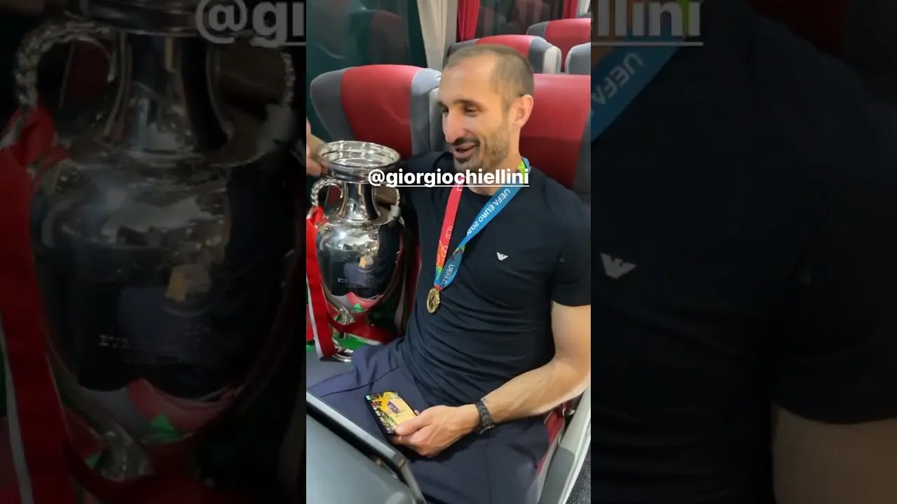 VIDEO | CHIELLINI E LA COPPA! Avete visto cosa ha fatto?😂