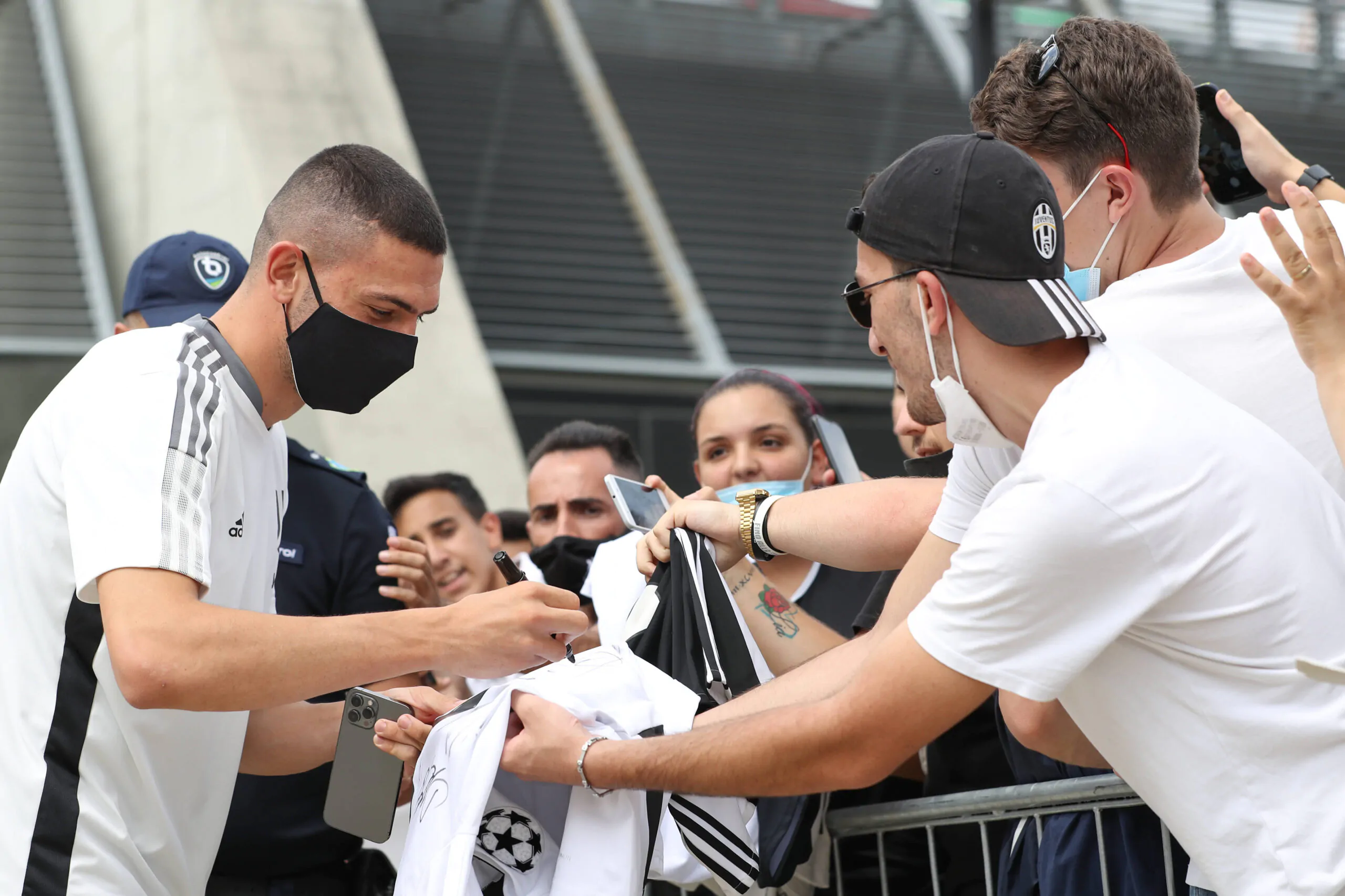 Un centrale della Juventus può andar via: trattativa in stato avanzato