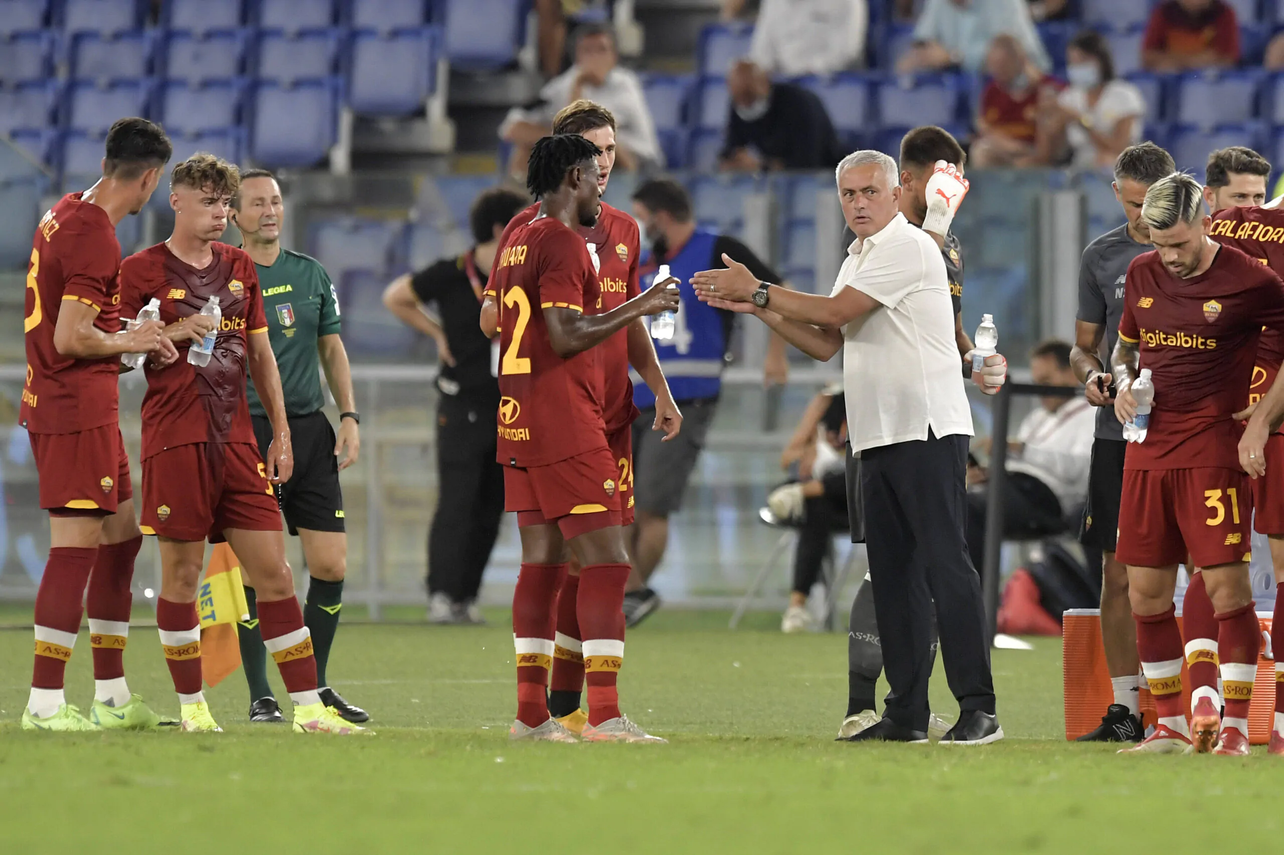 Roma, Pinto al lavoro per regalare l’ultimo colpo a Mourinho: tutti i nomi