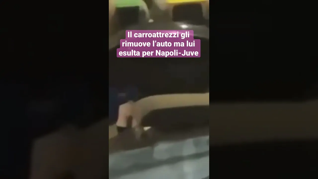 VIDEO | DA VEDERE! Il carroattrezzi gli rimuove l’auto ma lui esulta per Napoli-Juve