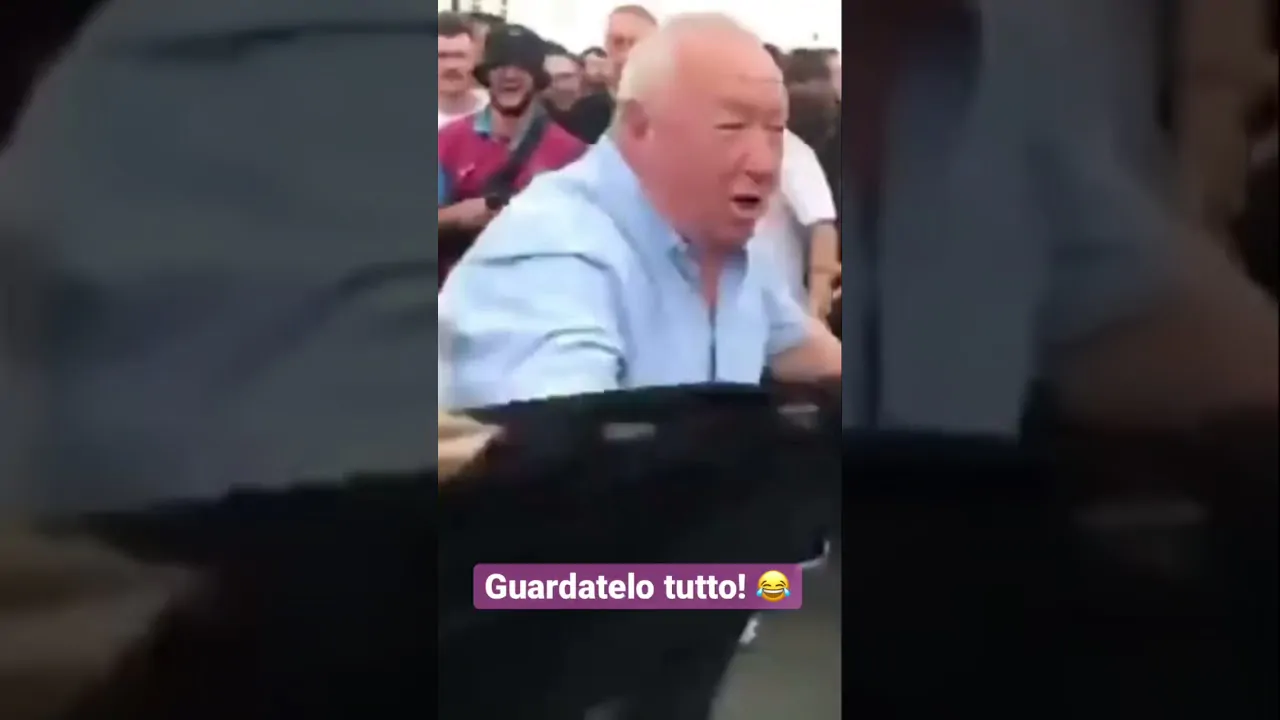 VIDEO | DA VEDERE! I tifosi dell’Aston Villa impazziti prendono in giro Ronaldo e lo United! 😂