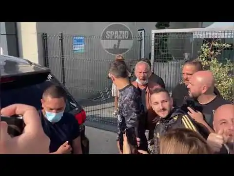 VIDEO | DYBALA AL JMEDICAL: la reazione dei tifosi!