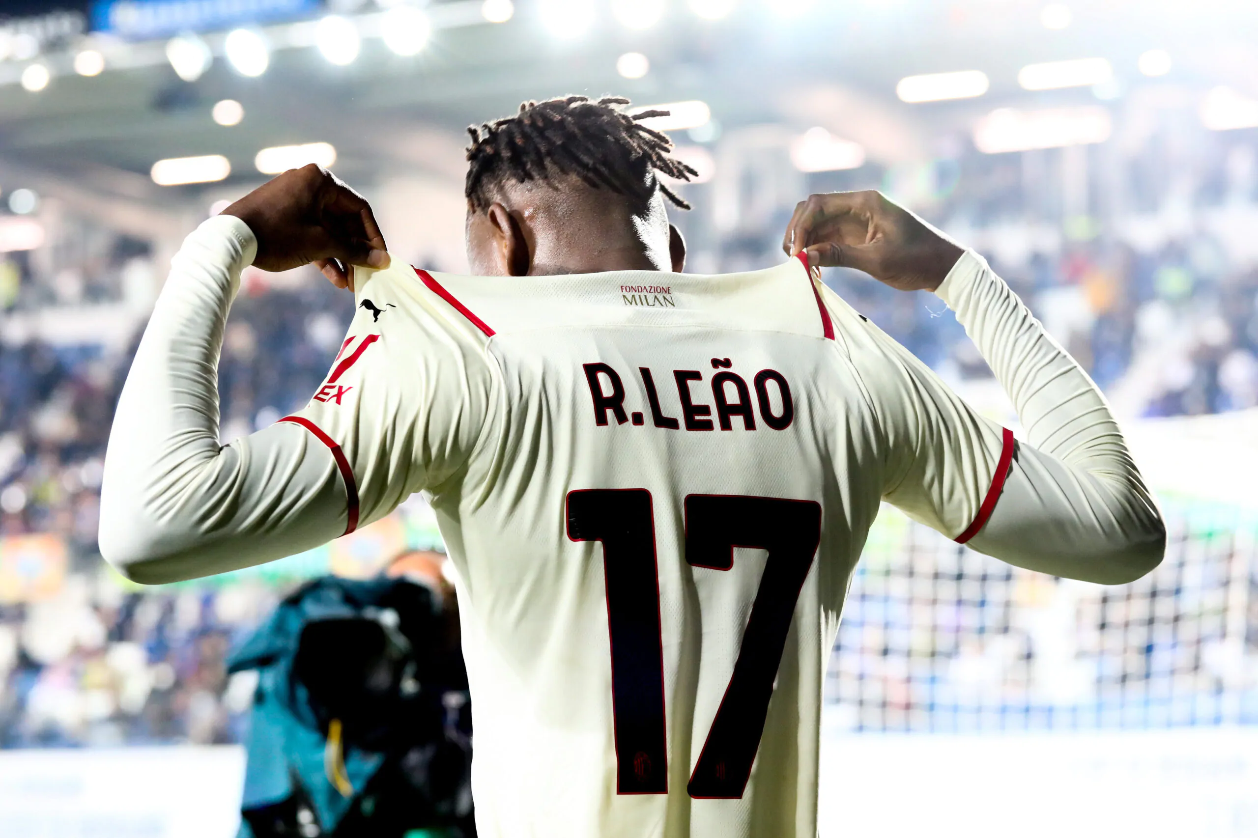 Milan, svolta sul futuro di Leao: il portoghese ha deciso