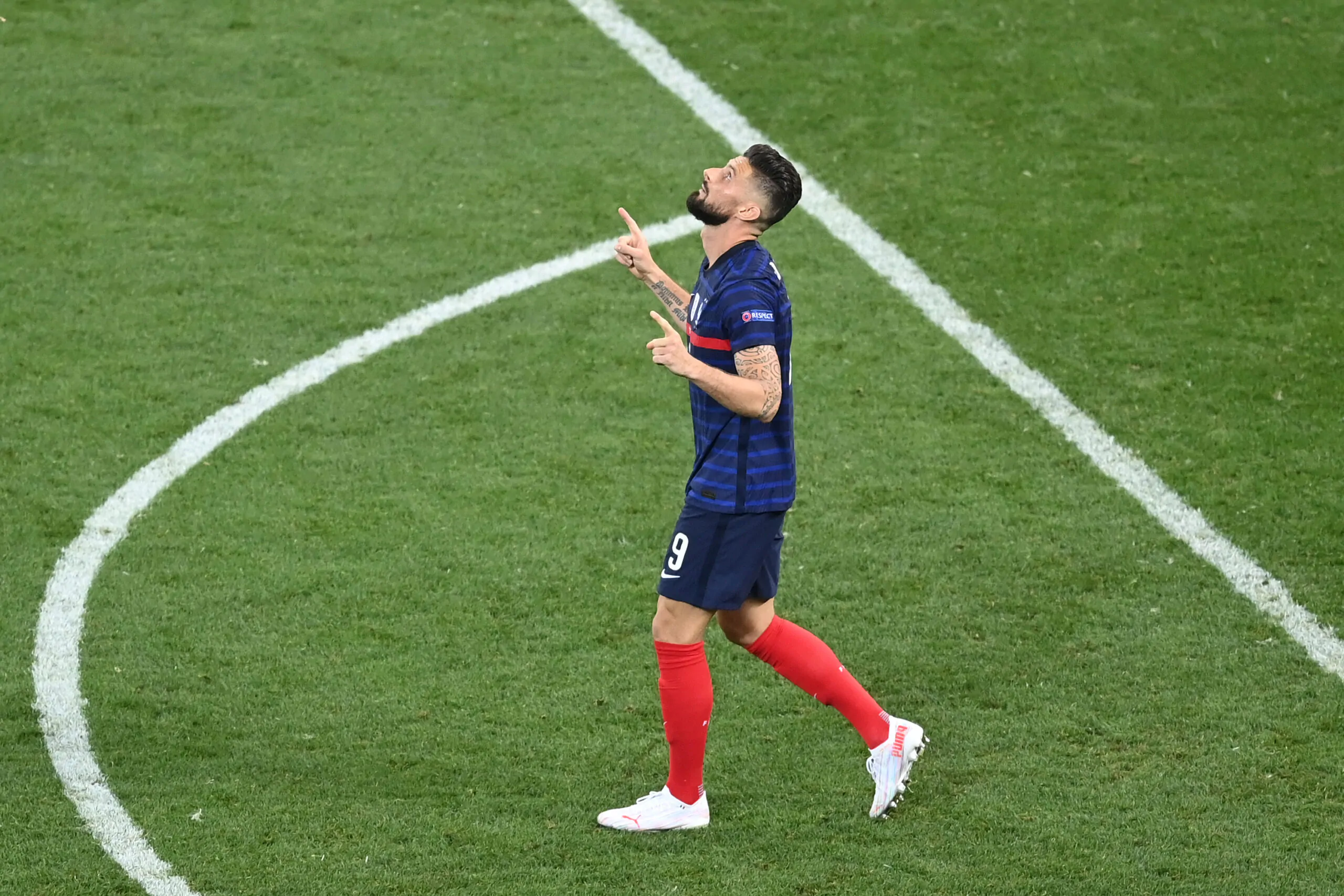 Francia, Giroud punge Benzema: le parole del centravanti rossonero