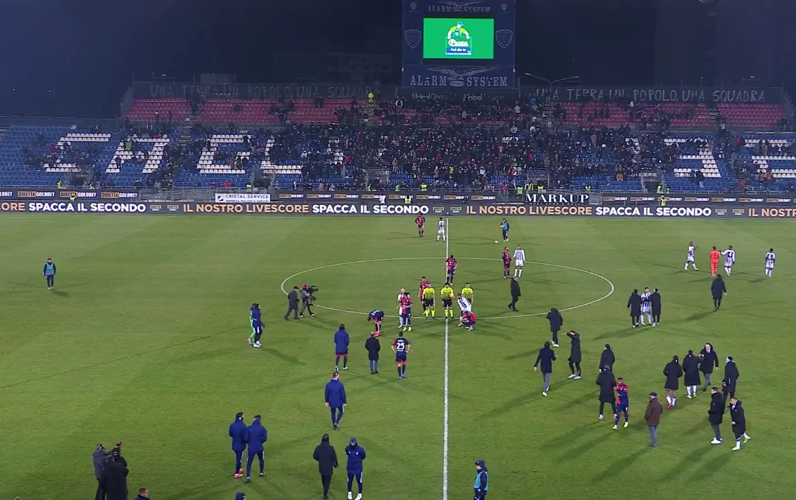 Cagliari, arrivano le scuse dopo la sconfitta: il tweet