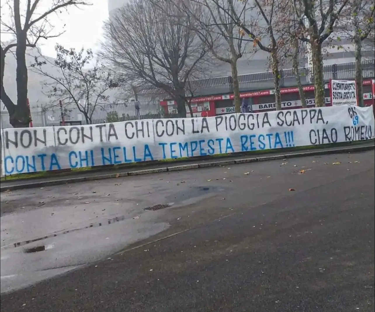 La Curva Nord risponde a Lukaku: striscione contro il centravanti