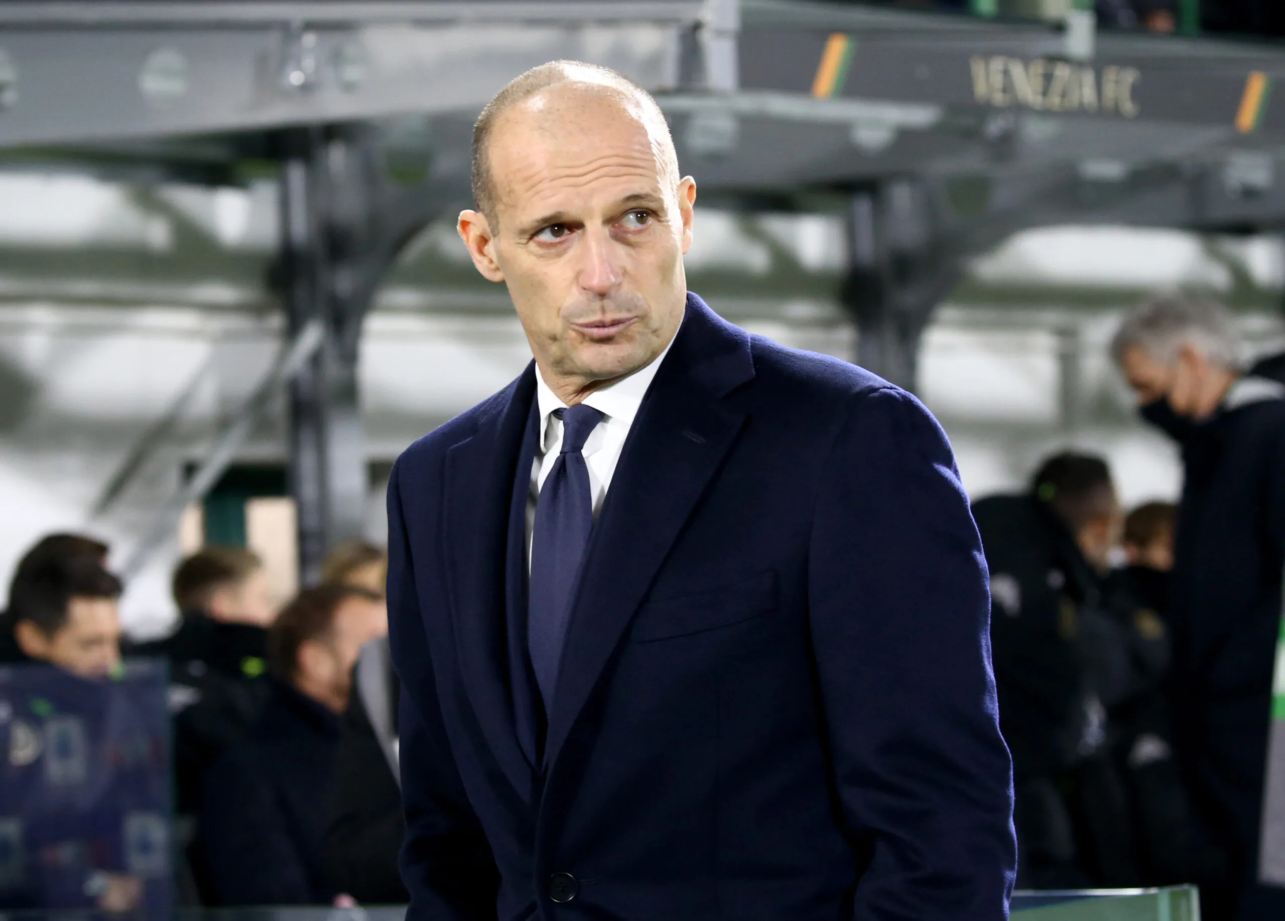 Juventus-Cagliari, le formazioni ufficiali: un’inaspettata riconferma per Allegri