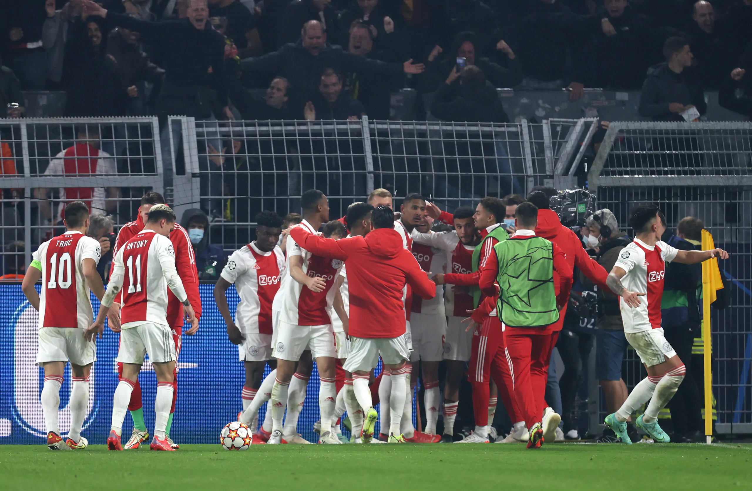 Ajax, vicina la cessione del portiere: scelto il sostituto