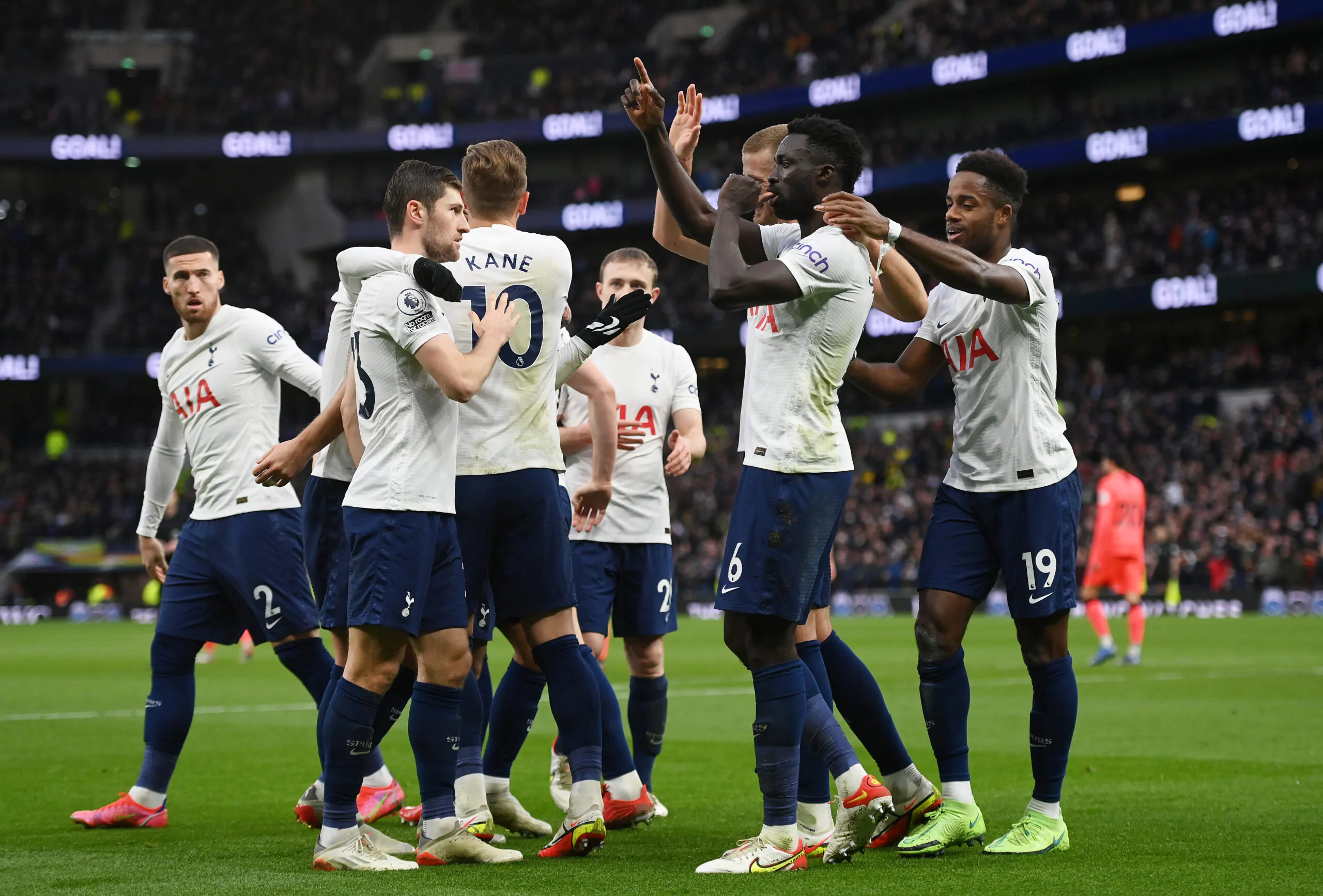 Tottenham, un veterano in bilico: il suo futuro