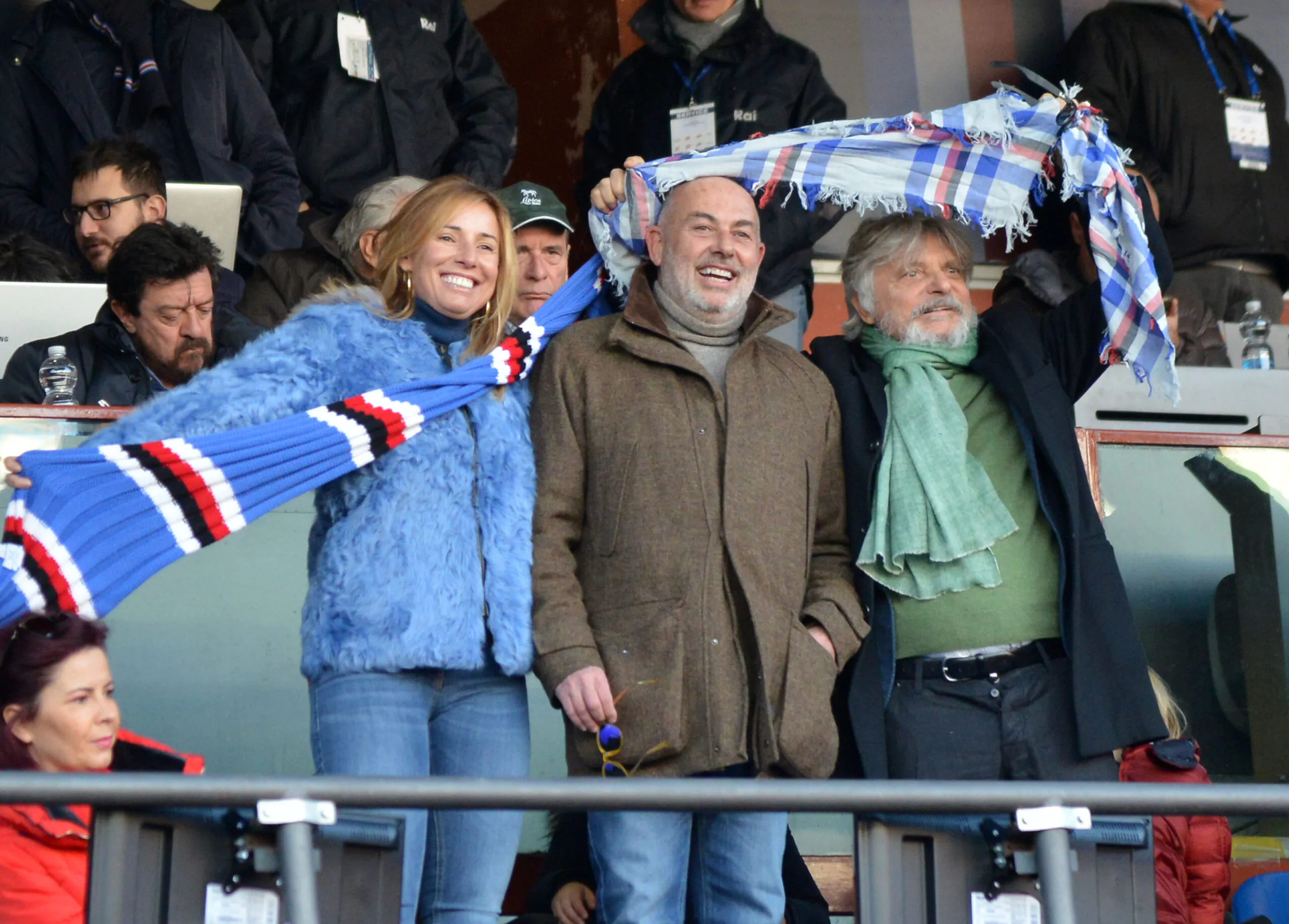 Tensione in casa Sampdoria: i tifosi contestano la società