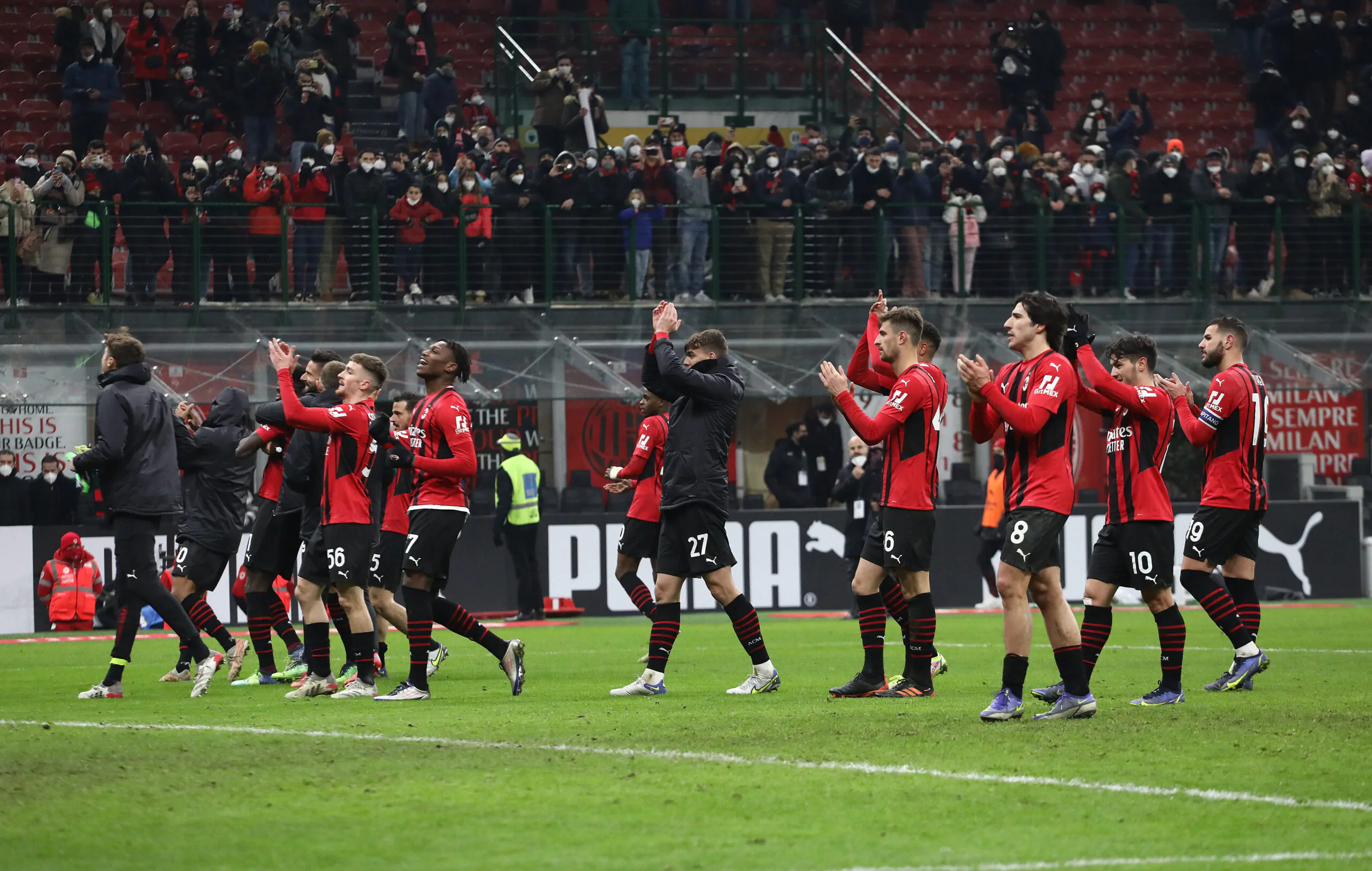 Salta l’affare col Valencia, l’attaccante resta al Milan: le ultime