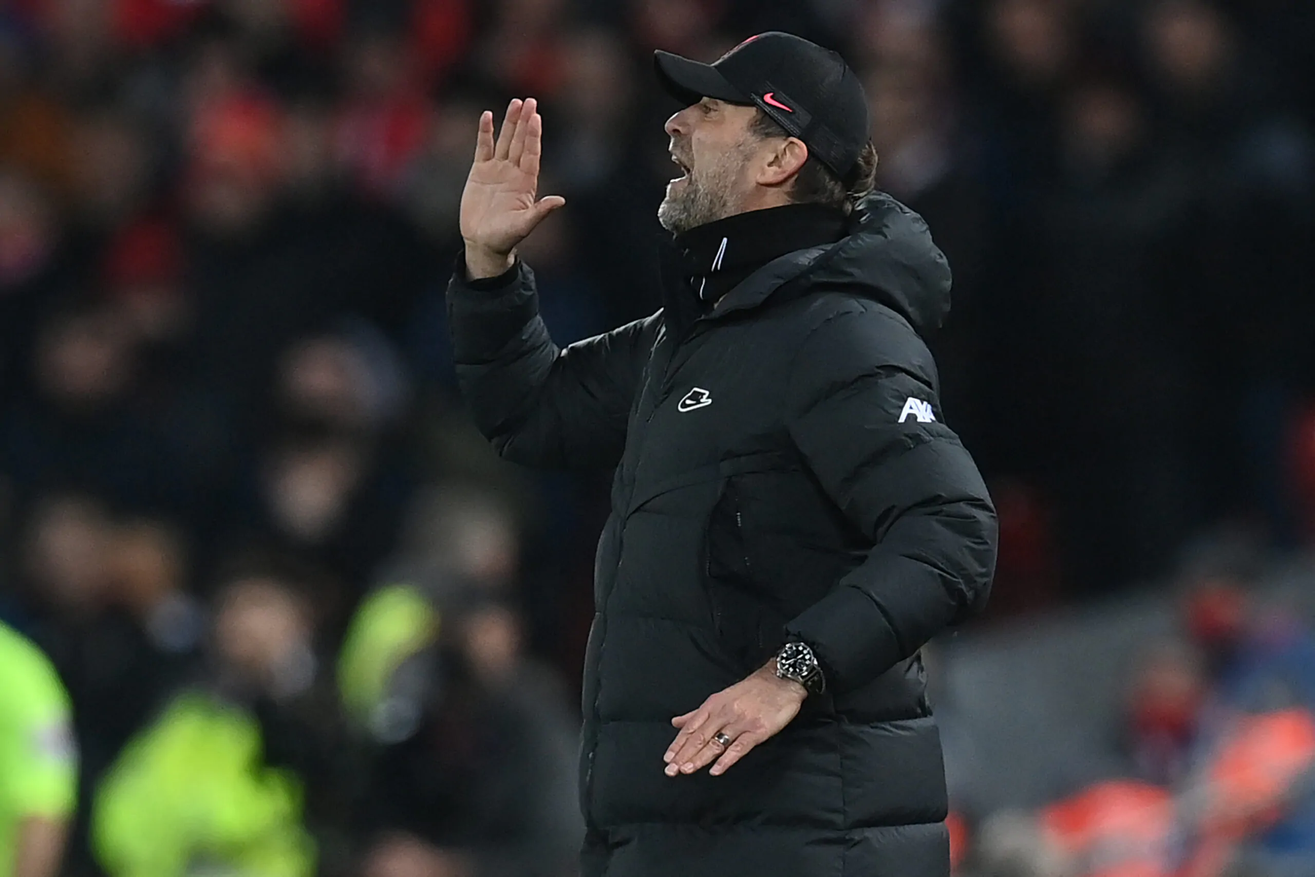 Liverpool-Inter, partita interrotta ad Anfield: il motivo