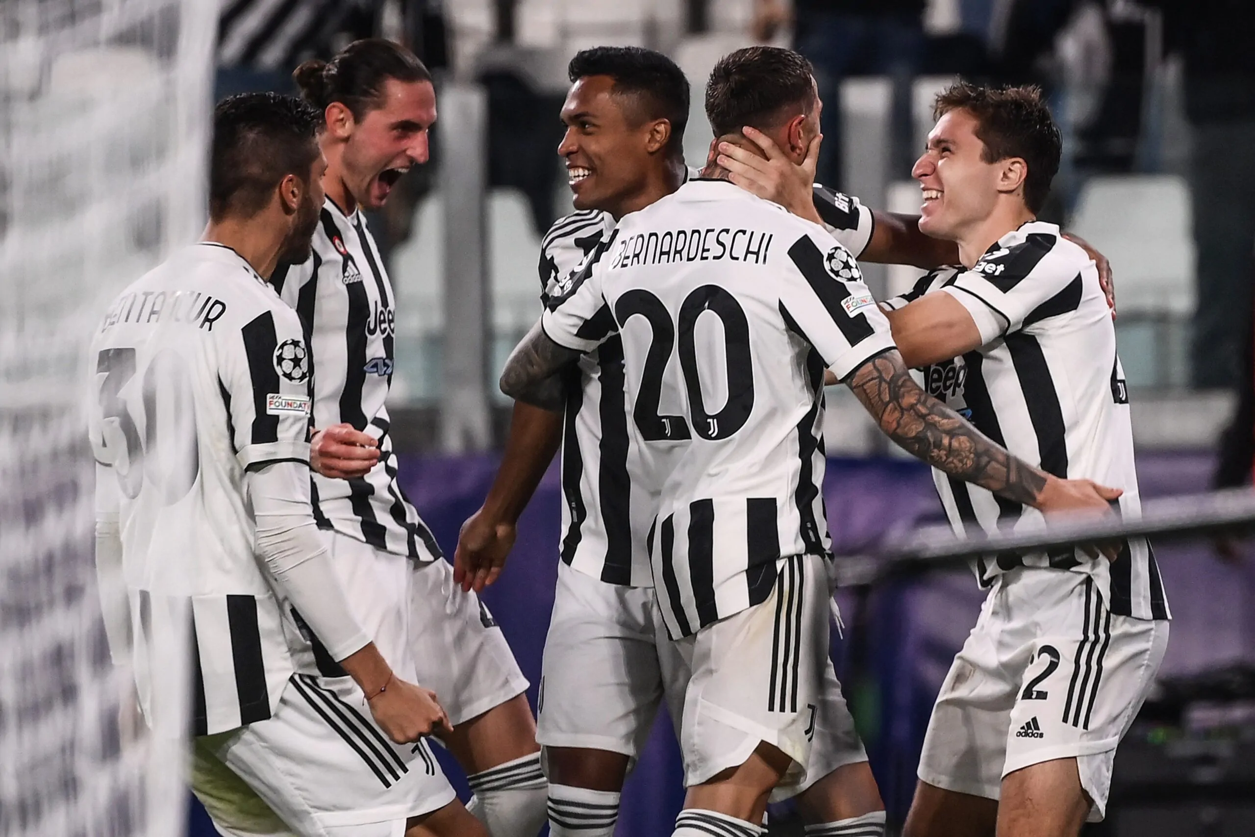 Due big di Serie A sul centrocampista della Juventus!