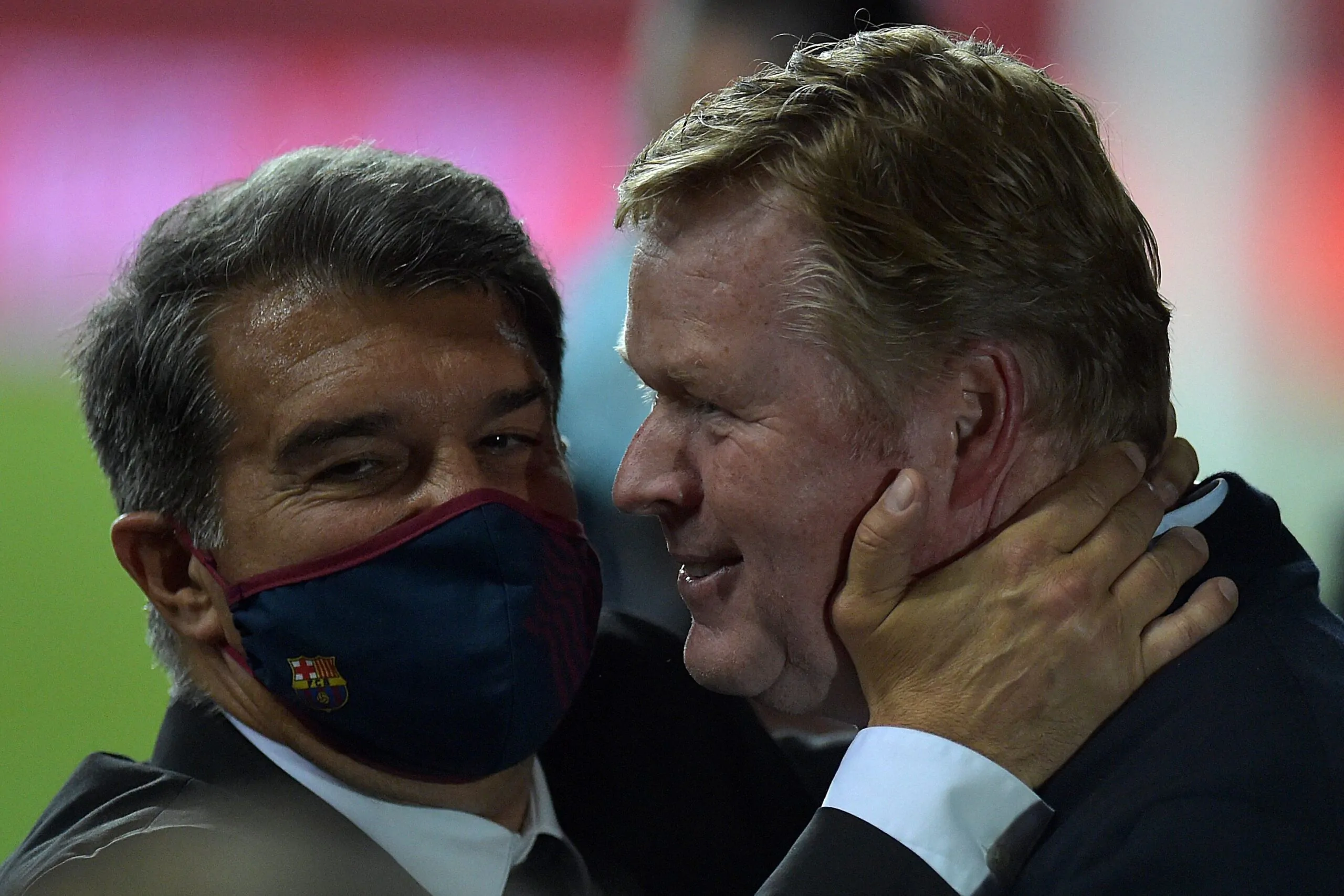 Barcellona, Laporta durissimo contro Koeman: le parole