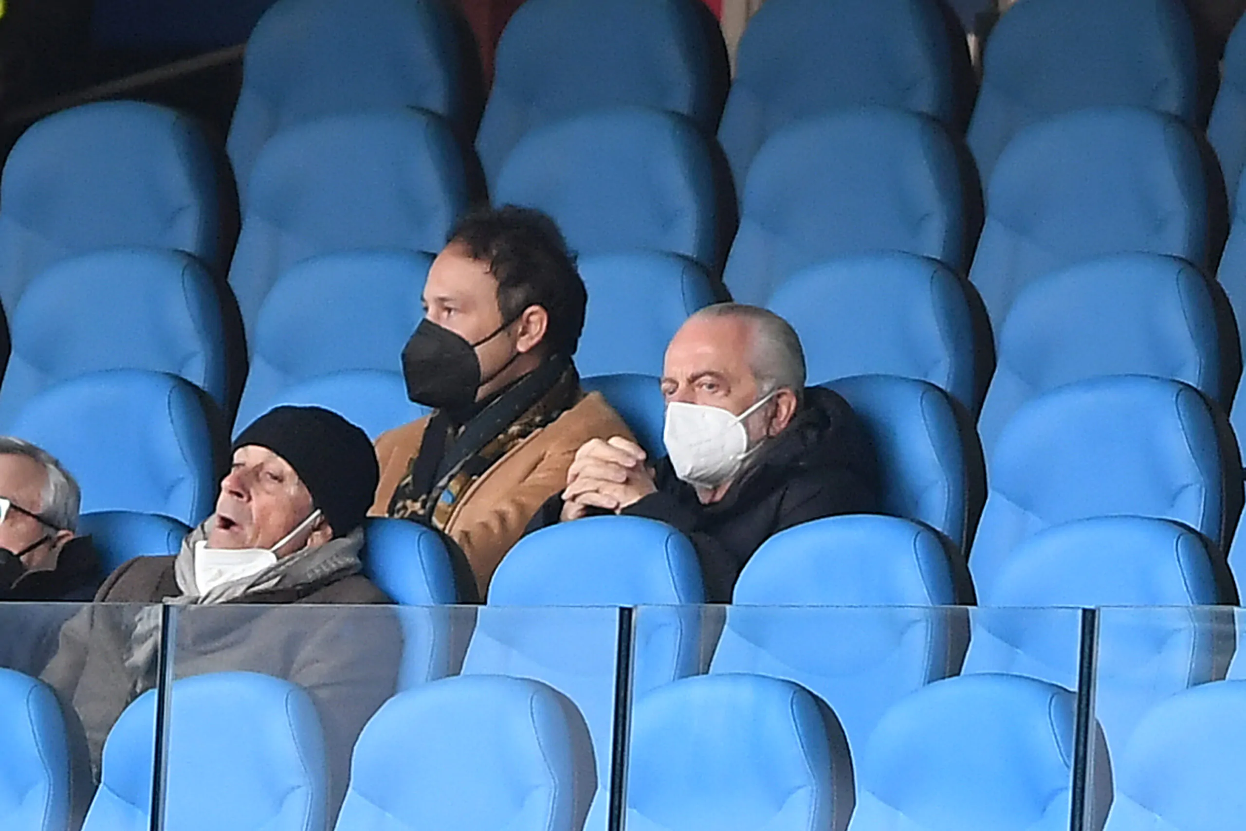 Napoli, caccia al difensore: può arrivare dalla Serie A!