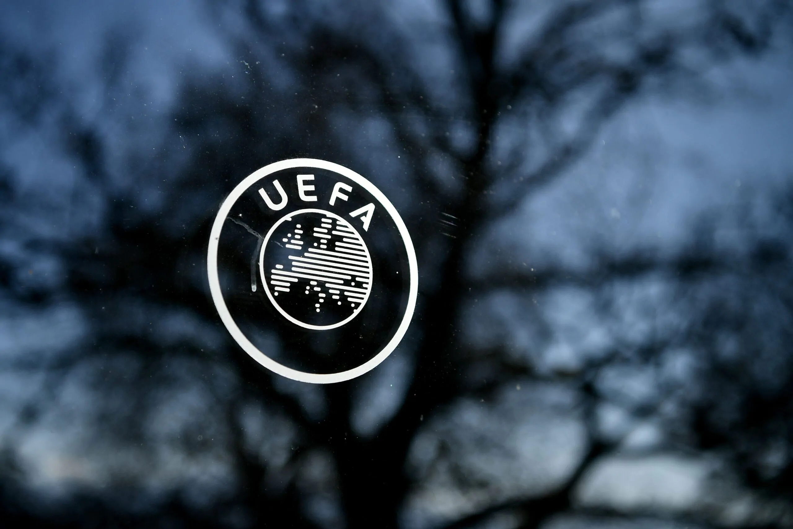 Gaffe social dell’UEFA: errore sulla finale di Supercoppa Europea