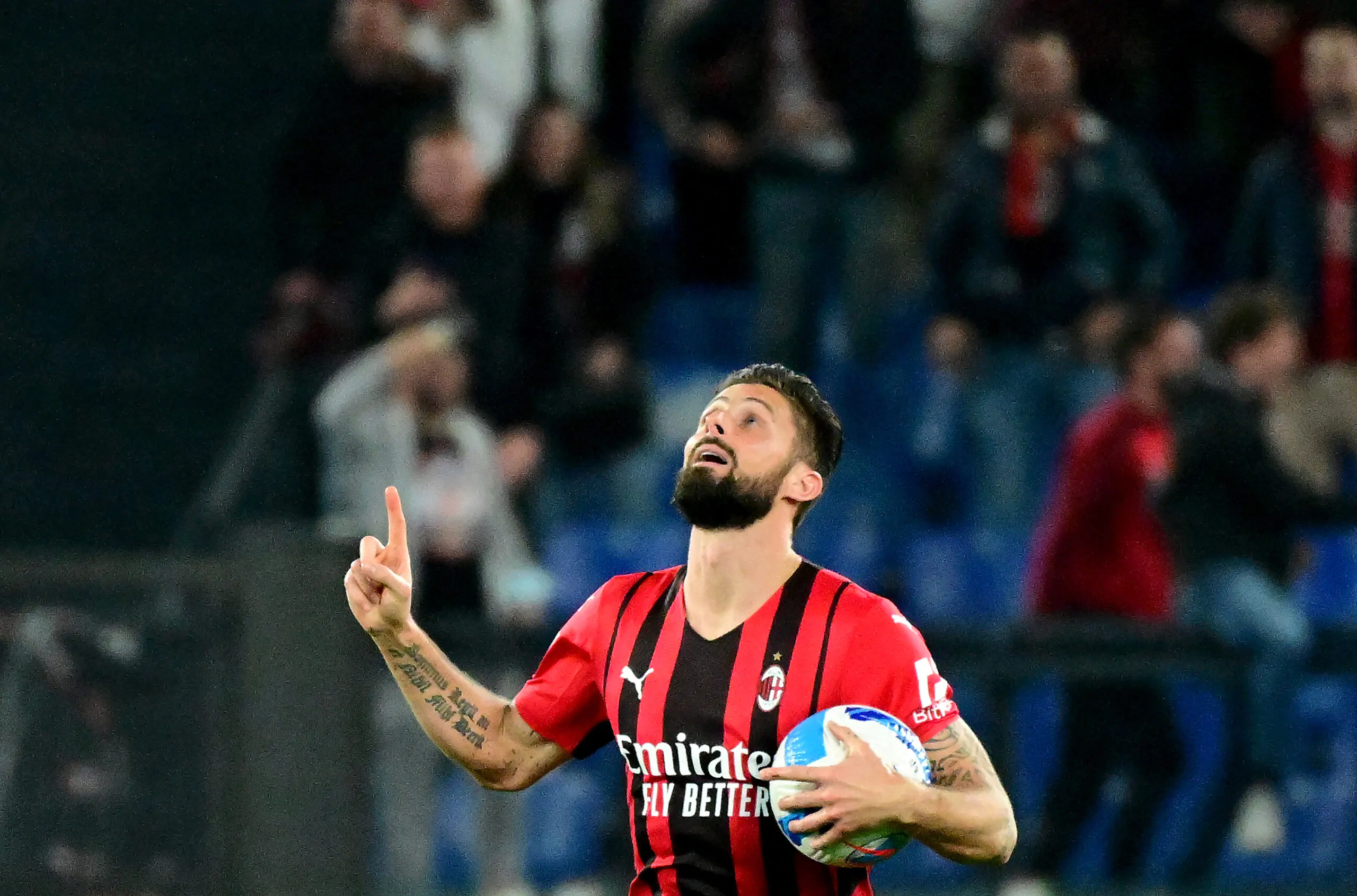 Giroud carica il Milan: “Dopo la sconfitta dell’Inter è nelle nostre mani!”