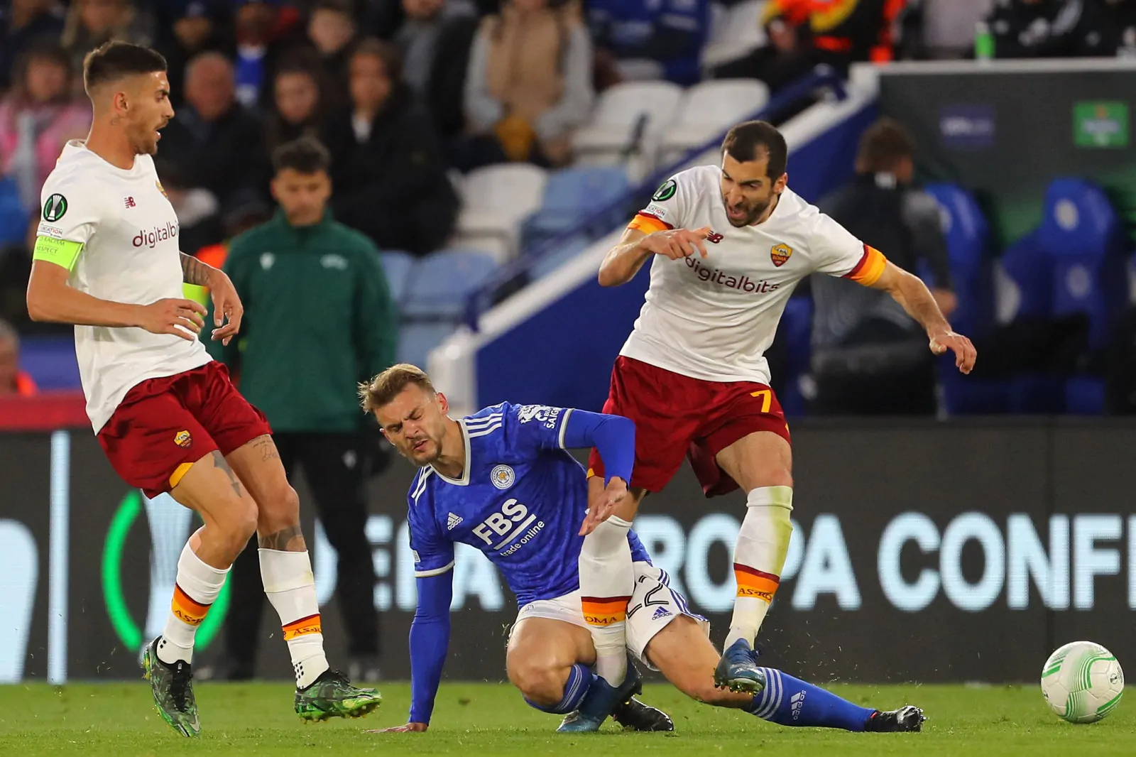 Gli chiedono di Mkhitaryan, la risposta di Mourinho preccupa i tifosi della Roma!