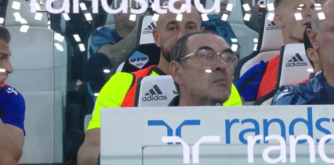 Sarri ritorna allo Stadium: eclatante accoglienza dei tifosi della Juventus