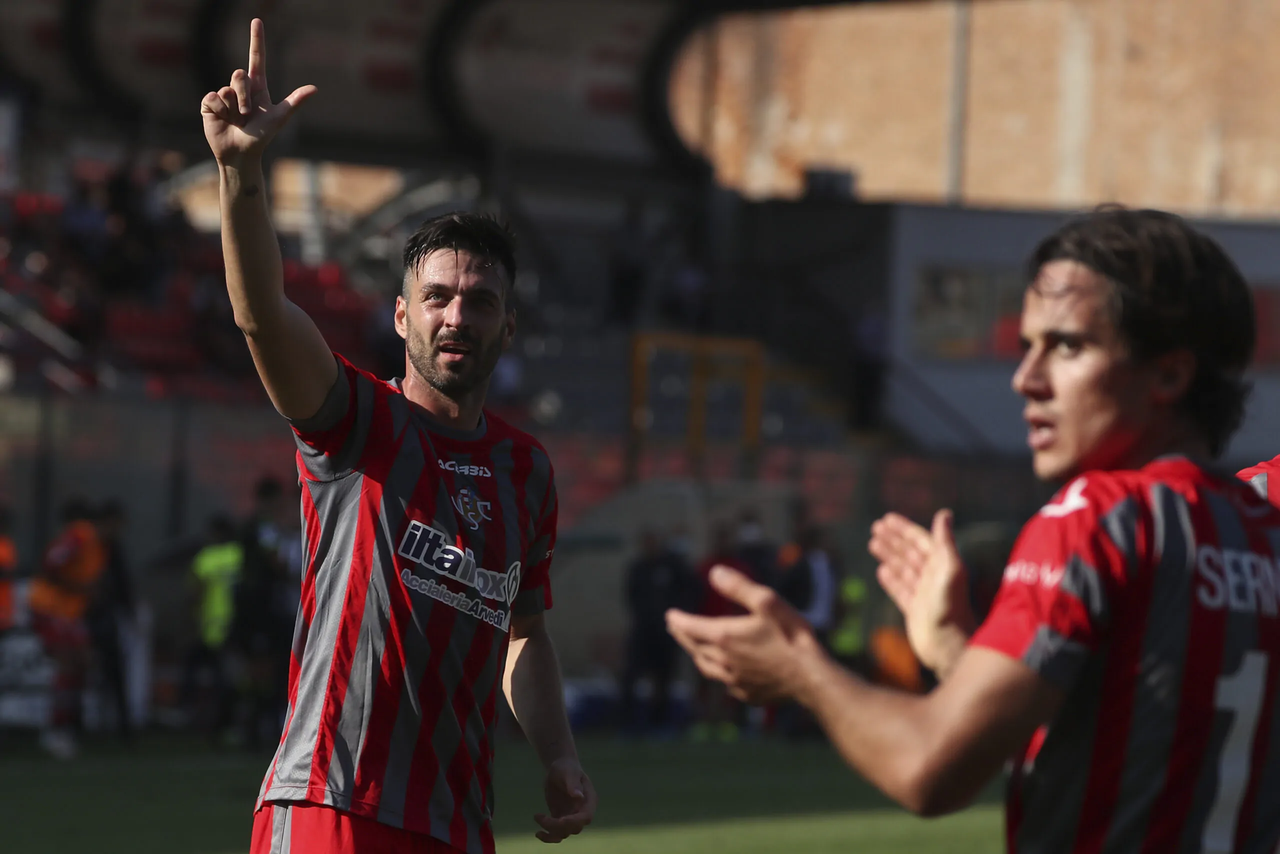 Serie B, i verdetti dell’ultima giornata pazza: Lecce e Cremonese in A, incubo Alessandria!