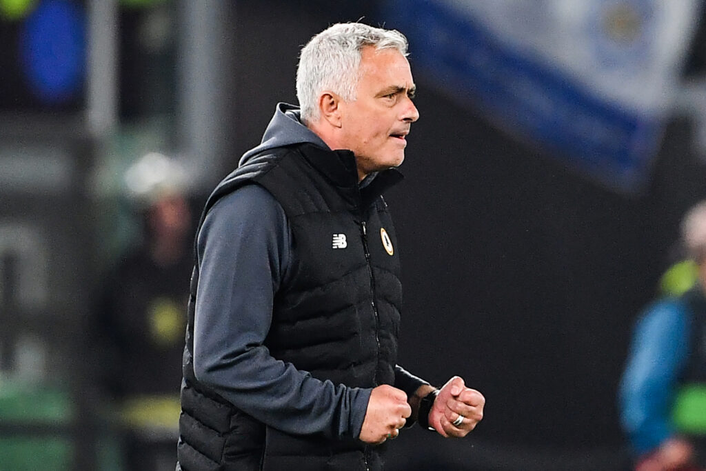 Mourinho sulla finale di Conference contro il Feyenoord: “Lo hanno già fatto contro il Marsiglia”
