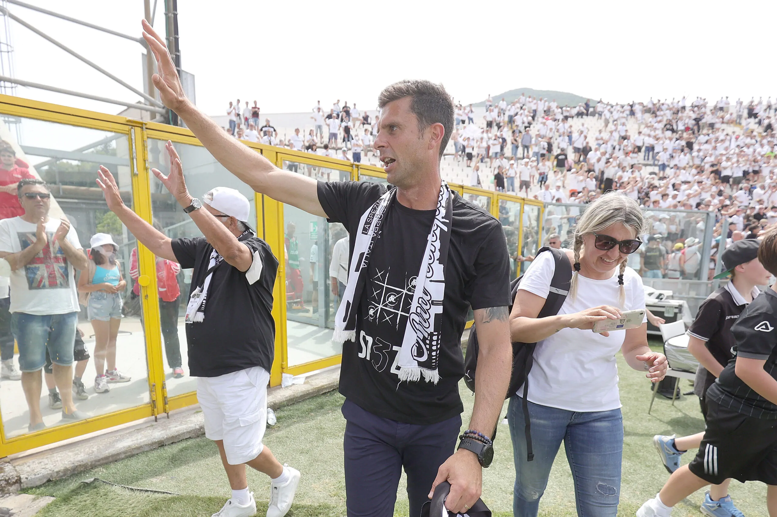 Destinazione a sorpresa per Thiago Motta: su di lui c’è una big europea!