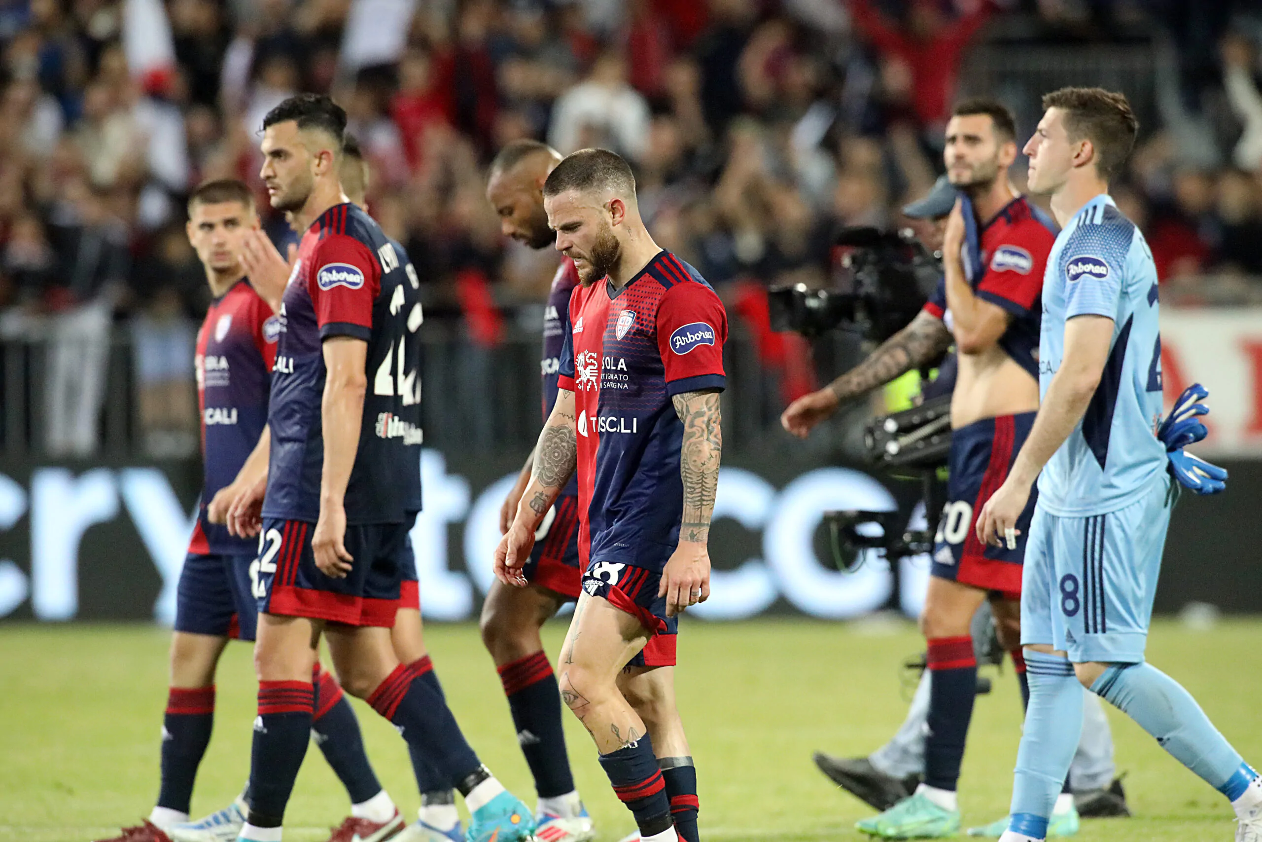 Il Napoli prepara l’assalto a un giocatore del Cagliari: i dettagli