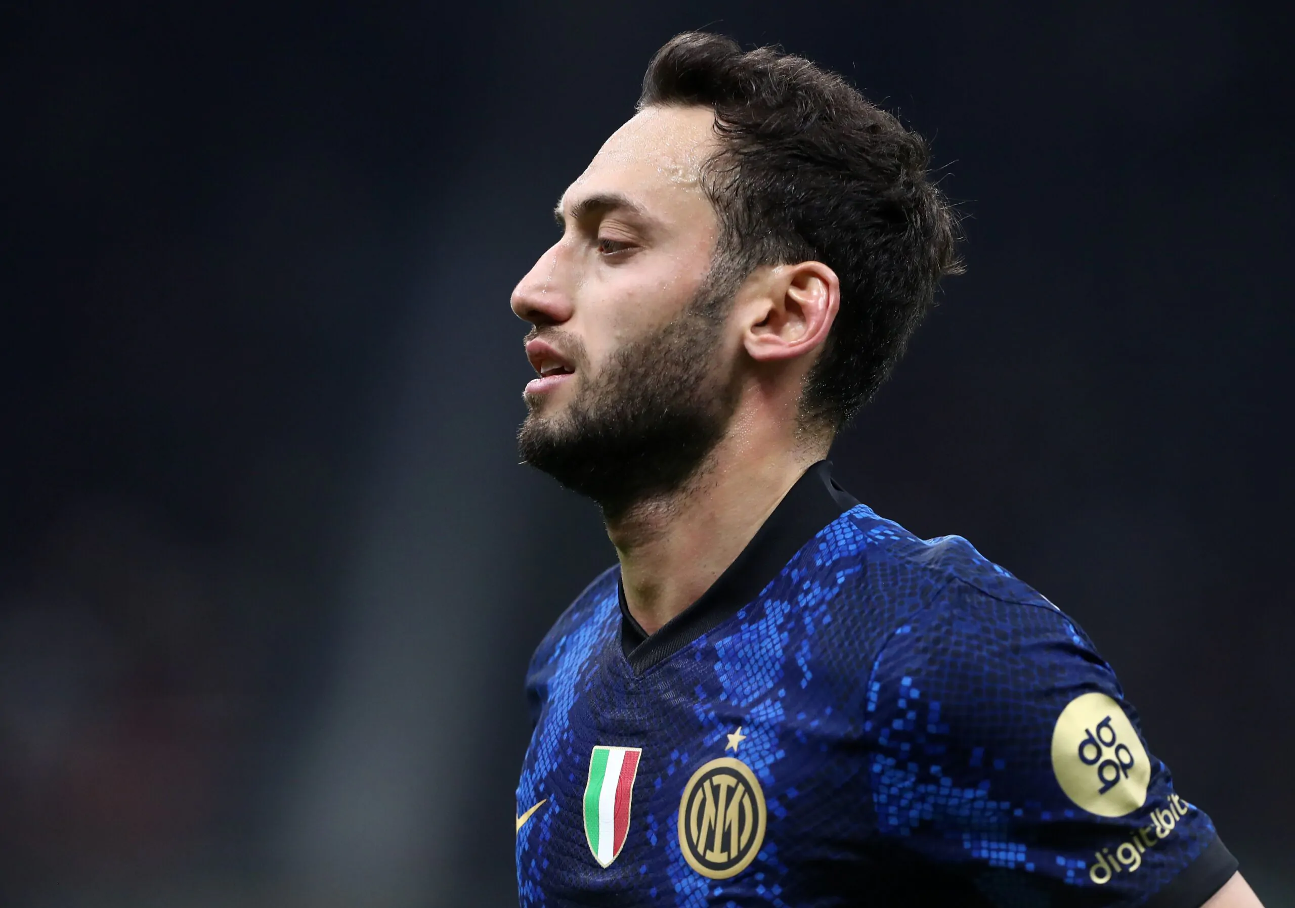 Calhanoglu precisa: “Non ho mai criticato alcun allenatore”