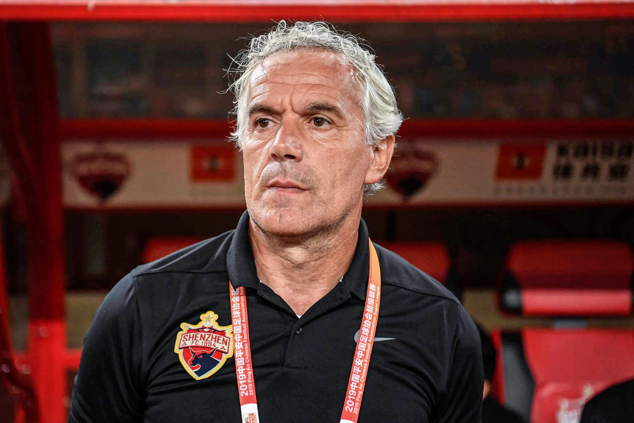 Donadoni torna in panchina dopo due anni: la squadra