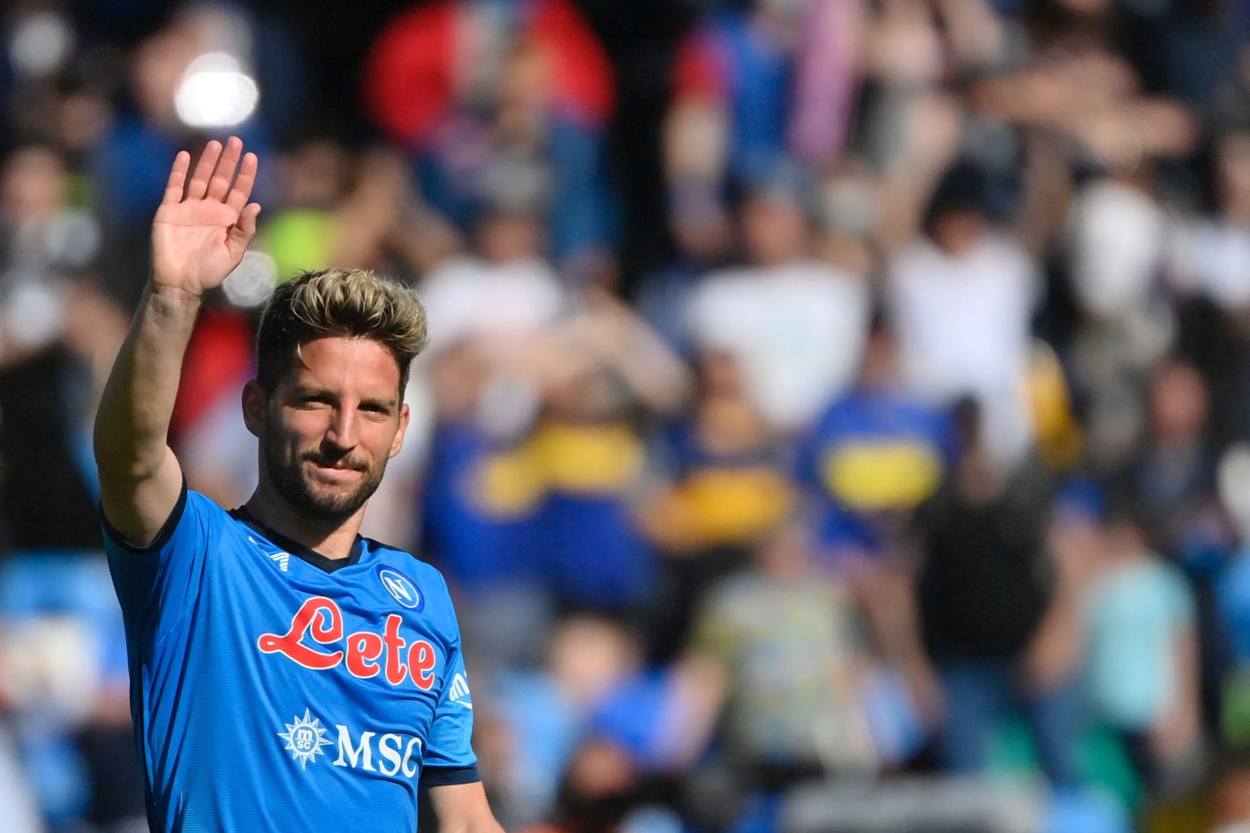 Mertens-Napoli, sempre più distanza: nuova ipotesi all’estero