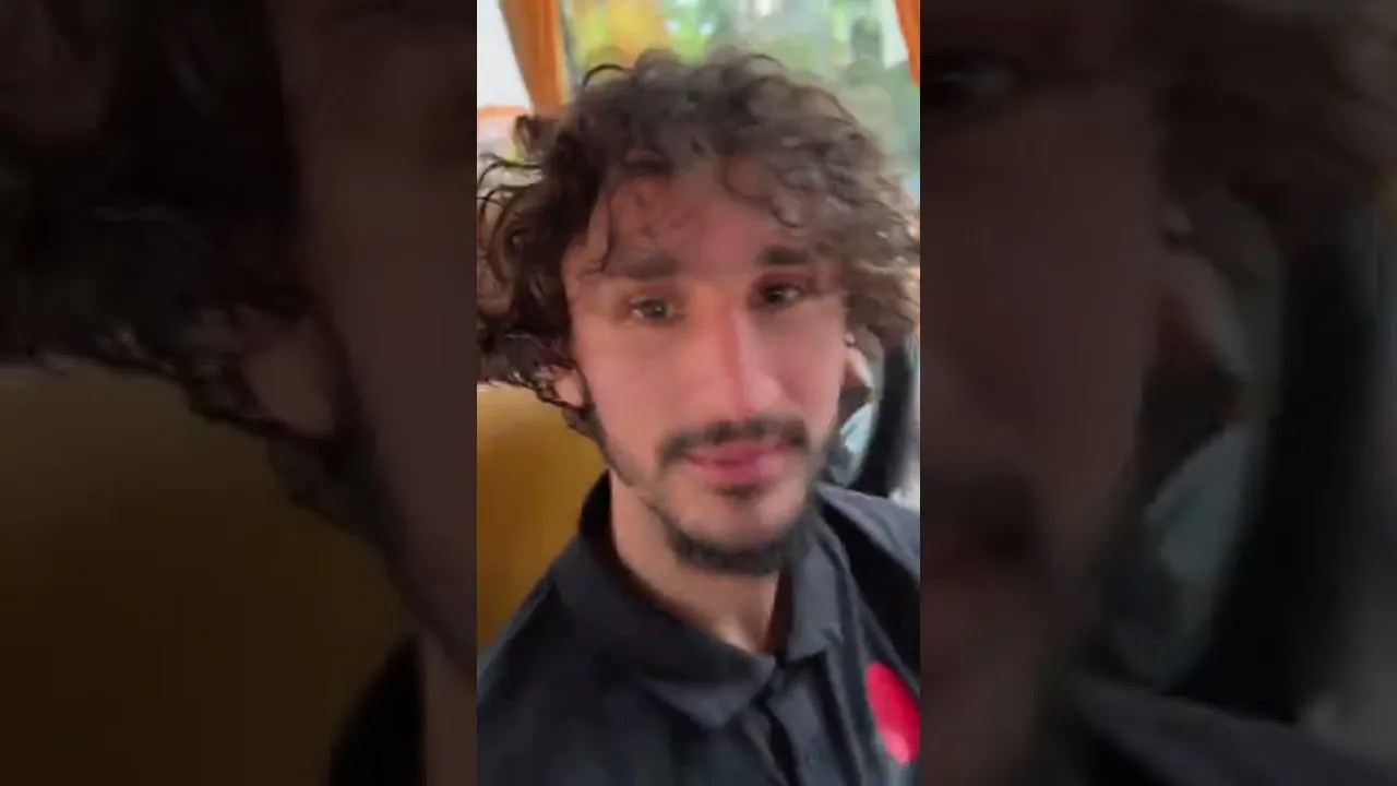 VIDEO | Lo STRANO Milan presentato da Florenzi!