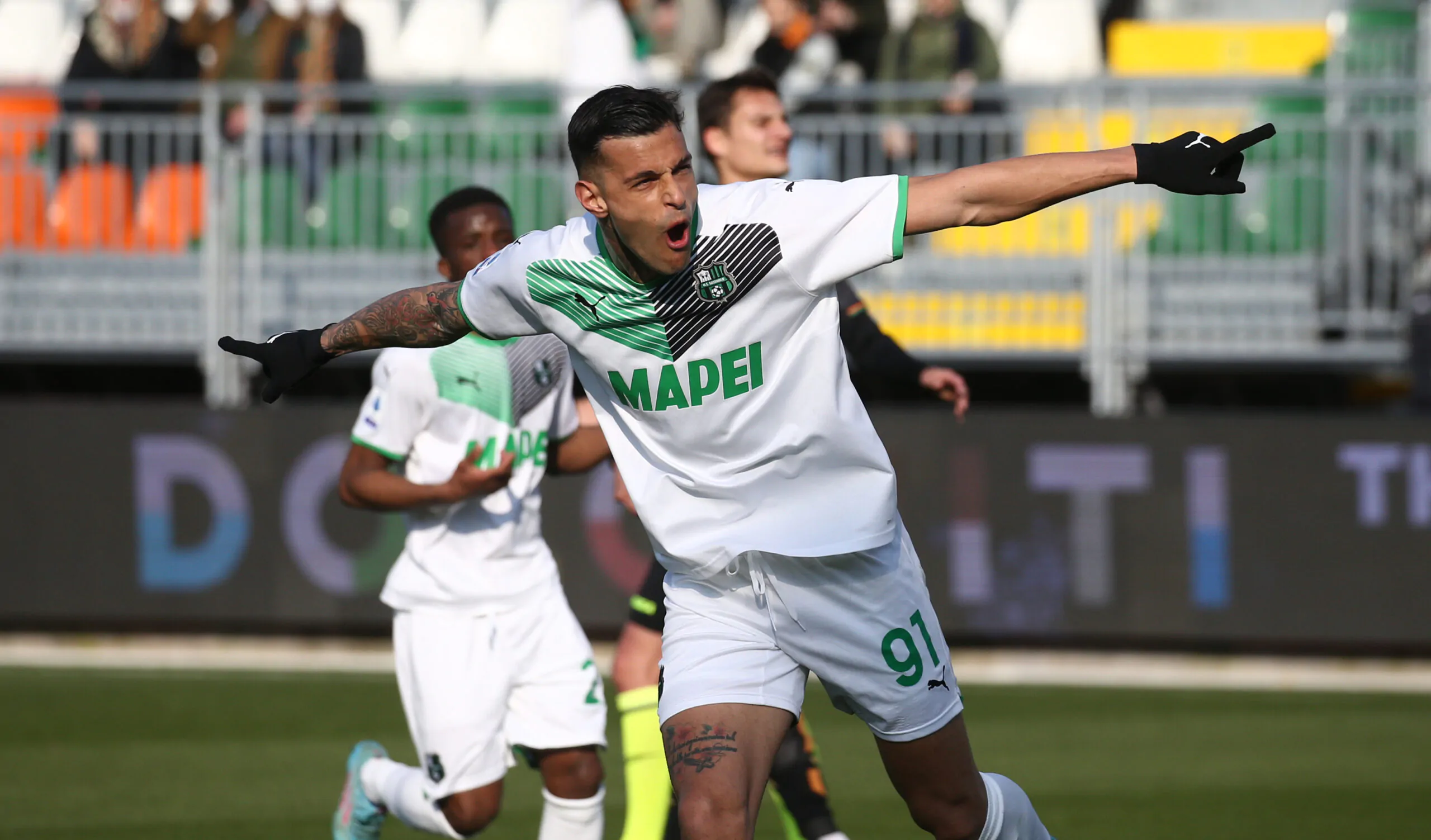 Calciomercato Sassuolo, Scamacca escluso dall’amichevole: un club fa sul serio