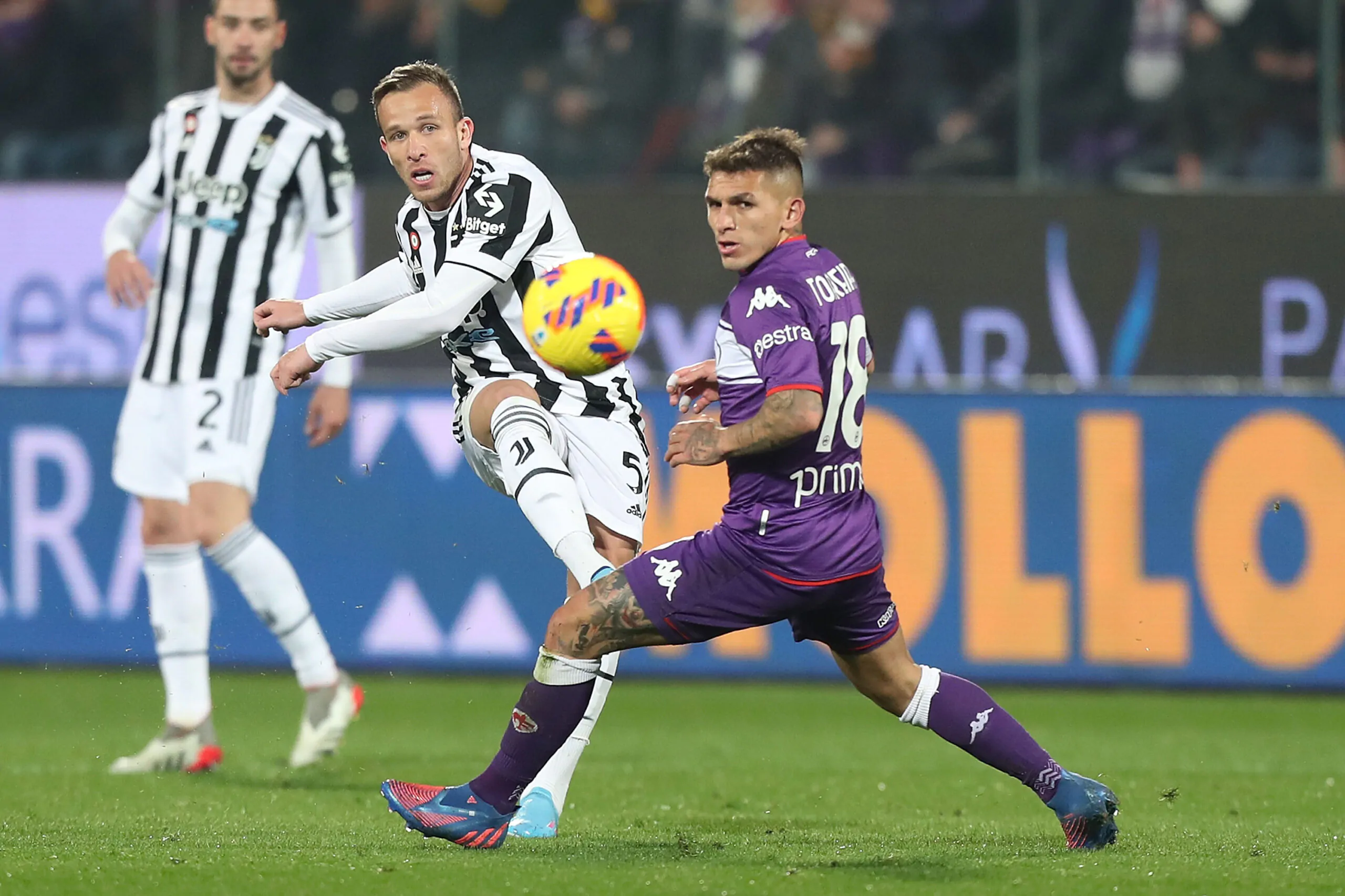 Mercato Juventus, bloccata la cessione di Arthur: la situazione