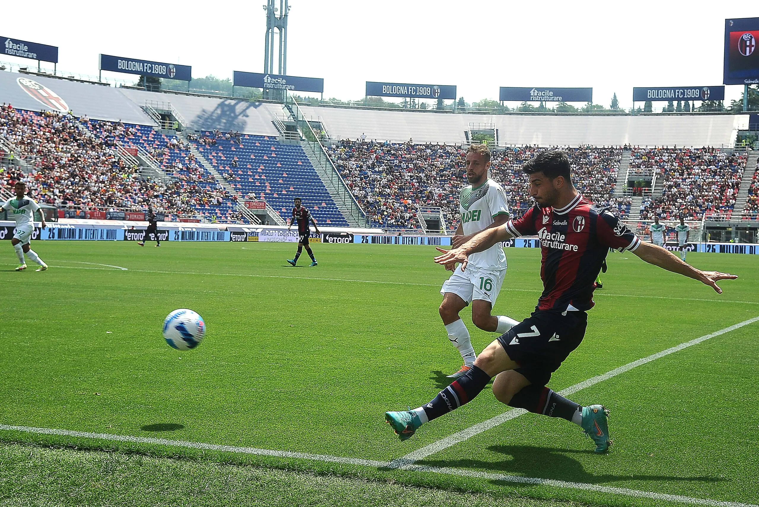 Calciomercato Bologna, Orsolini può partire: un club su di lui!