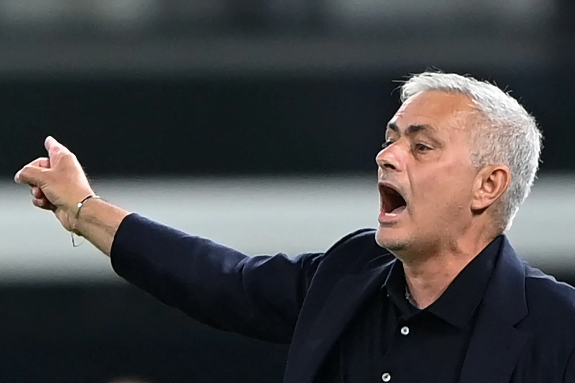Mourinho protegge Afena-Gyan e polemizza su Instagram: “Il calcio a volte può far schifo!”
